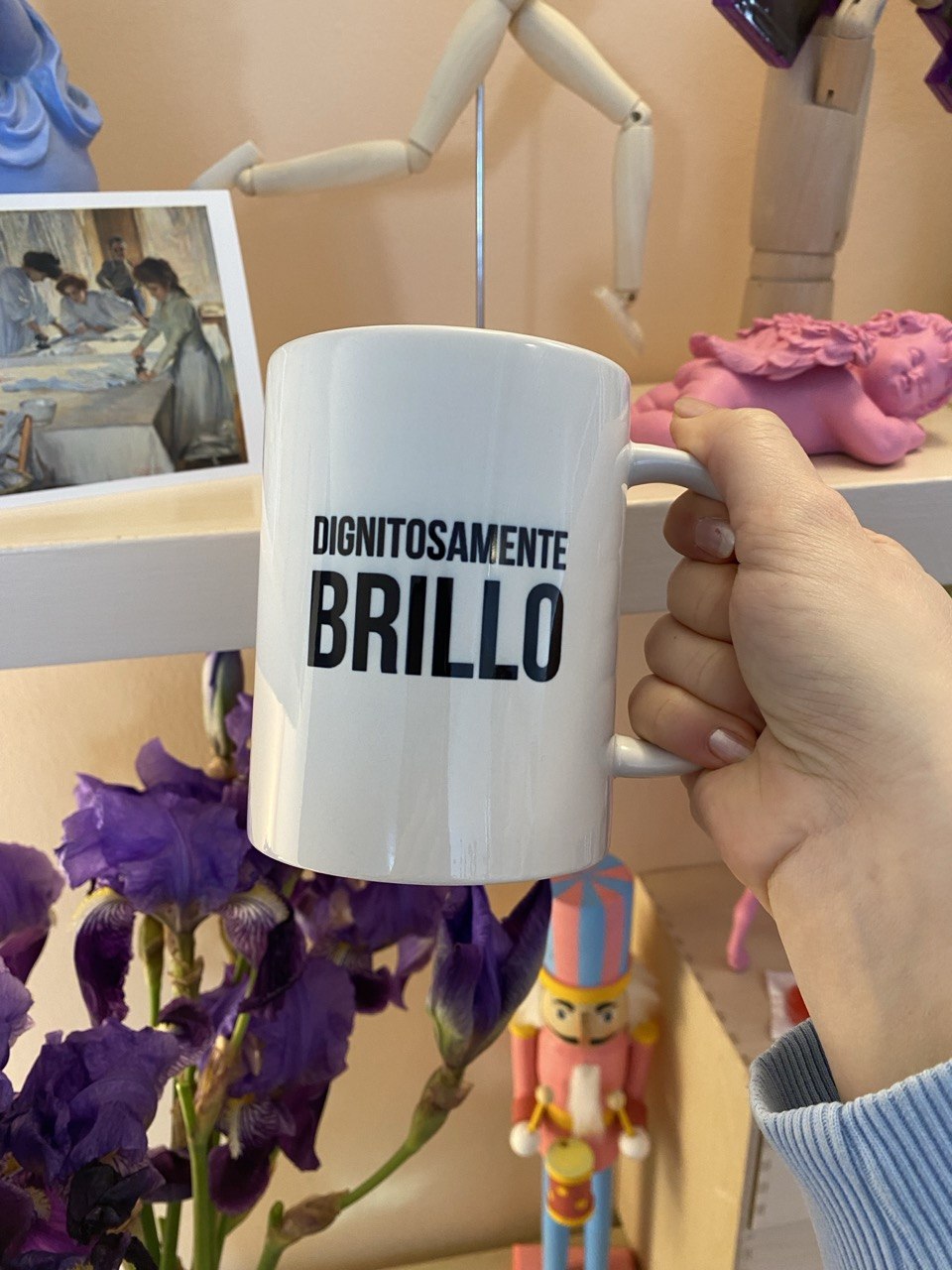 tazza dignitosamente brillo